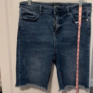 Judy Blue Bermuda shorts